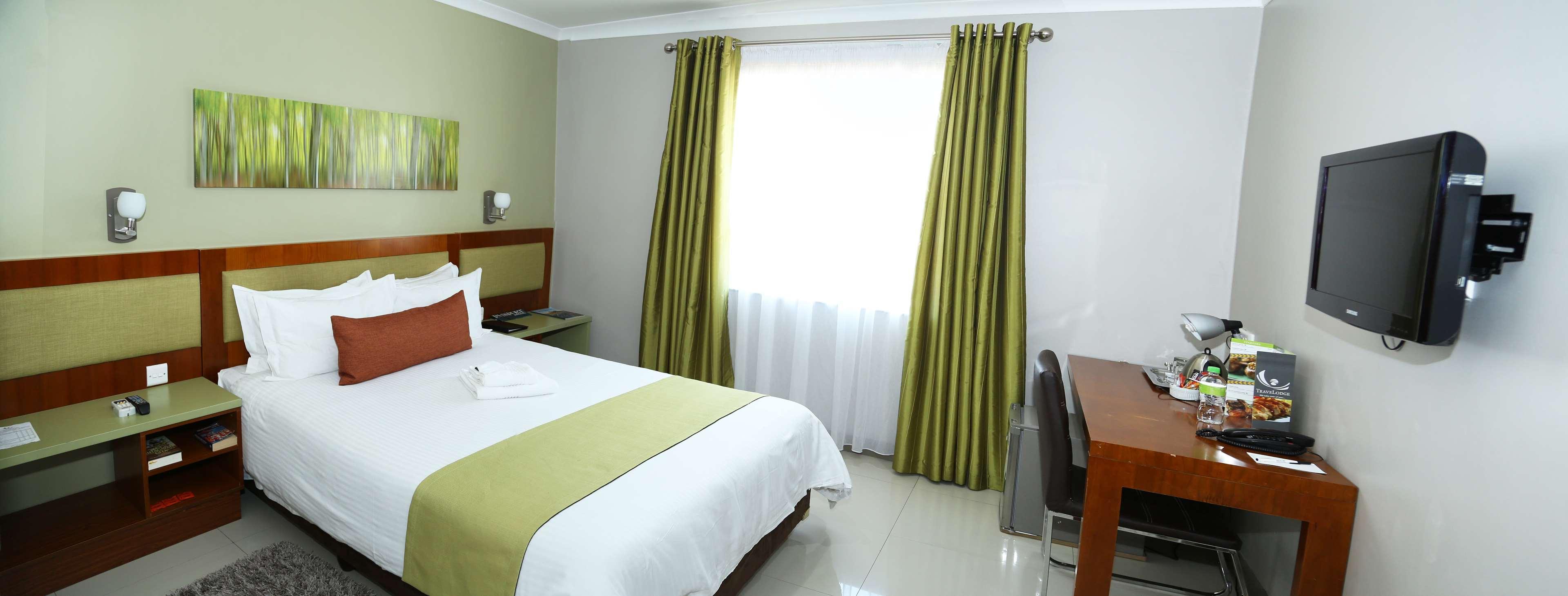 Travelodge Gaborone Bagian luar foto