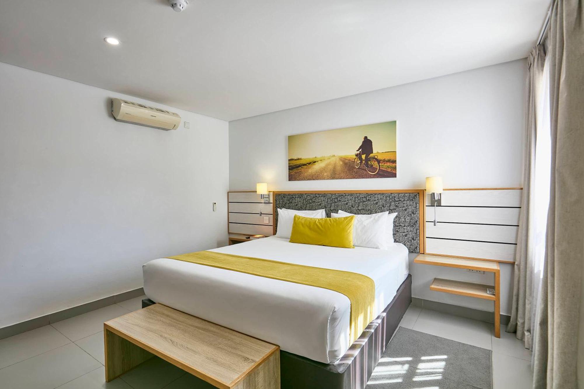 Travelodge Gaborone Bagian luar foto