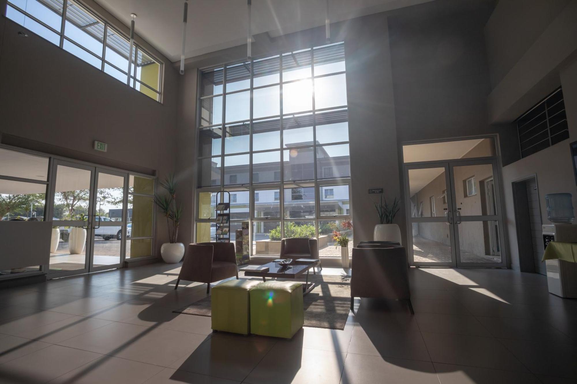 Travelodge Gaborone Bagian luar foto